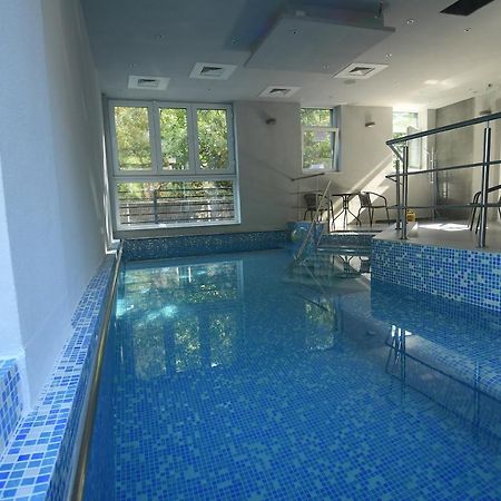 Octogon Hotel Băile Felix Buitenkant foto