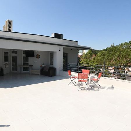 Octogon Hotel Băile Felix Buitenkant foto