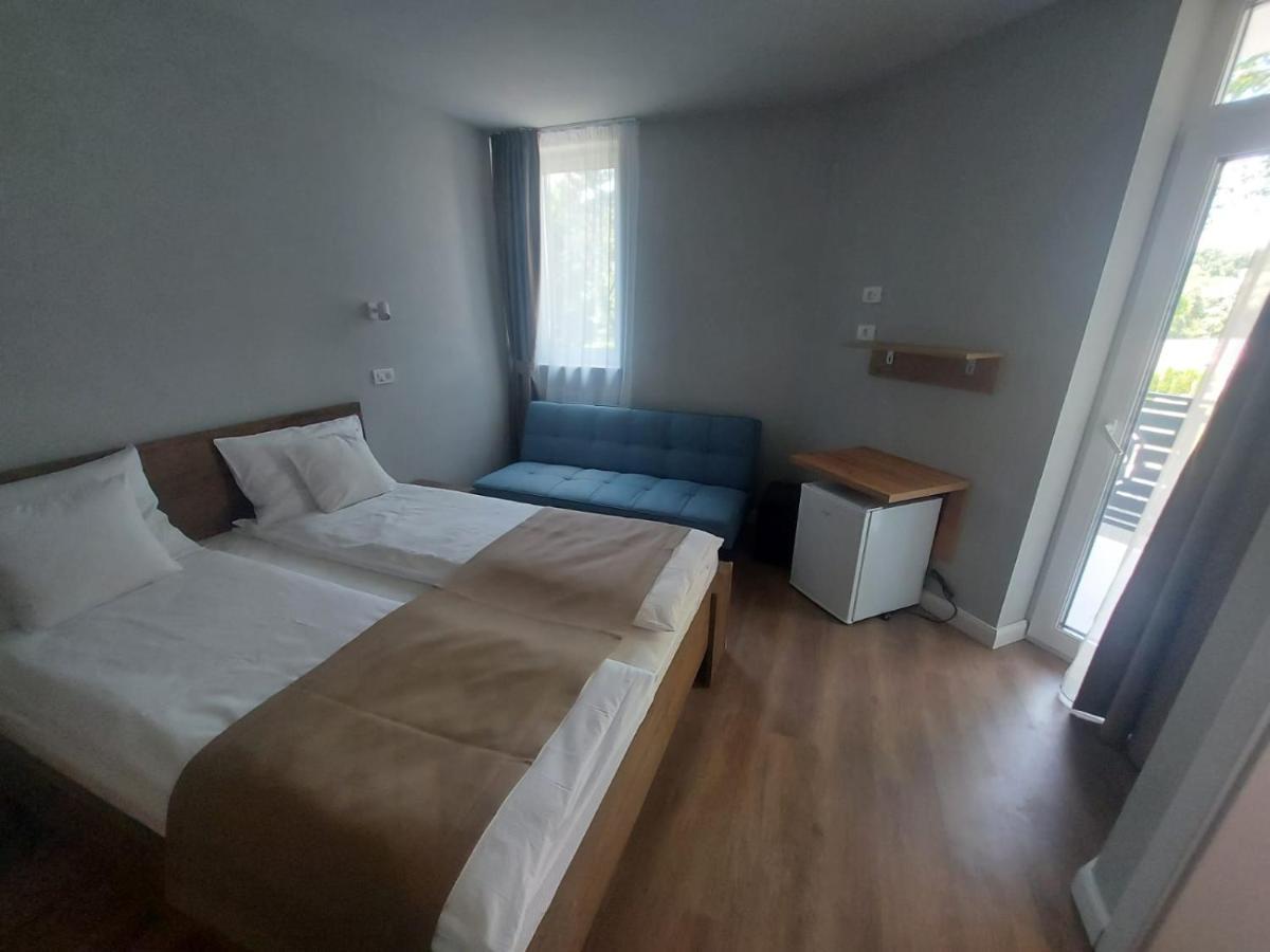 Octogon Hotel Băile Felix Buitenkant foto
