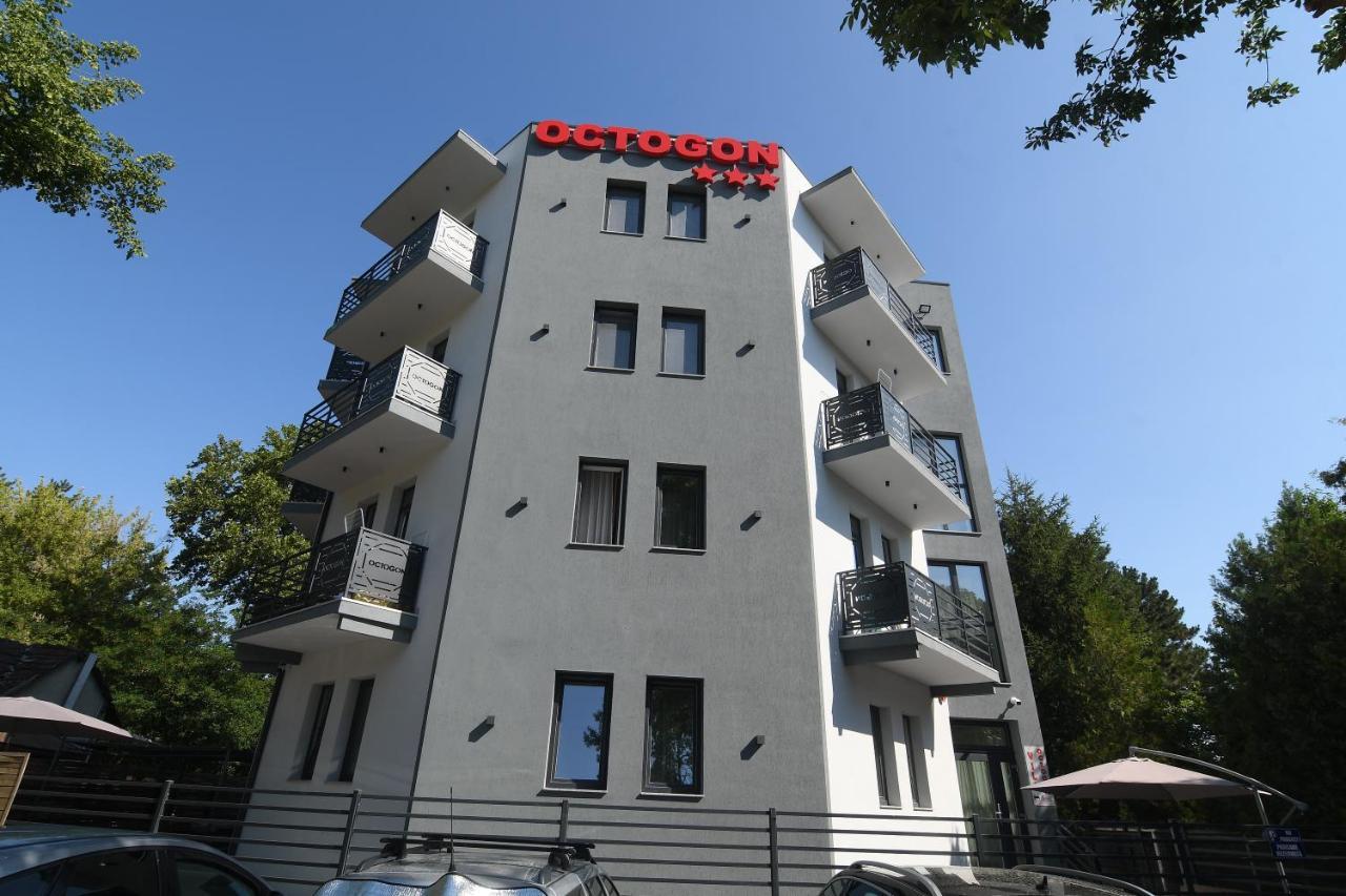 Octogon Hotel Băile Felix Buitenkant foto