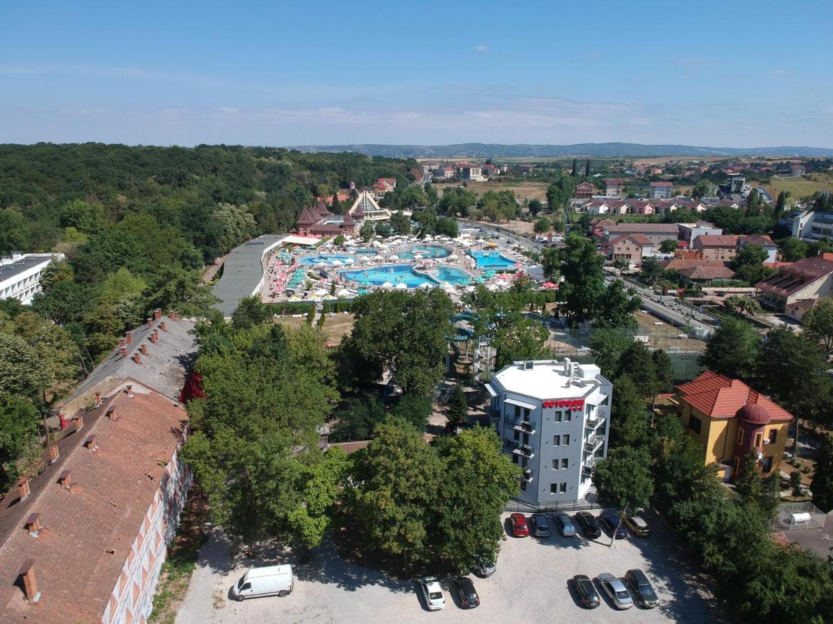 Octogon Hotel Băile Felix Buitenkant foto