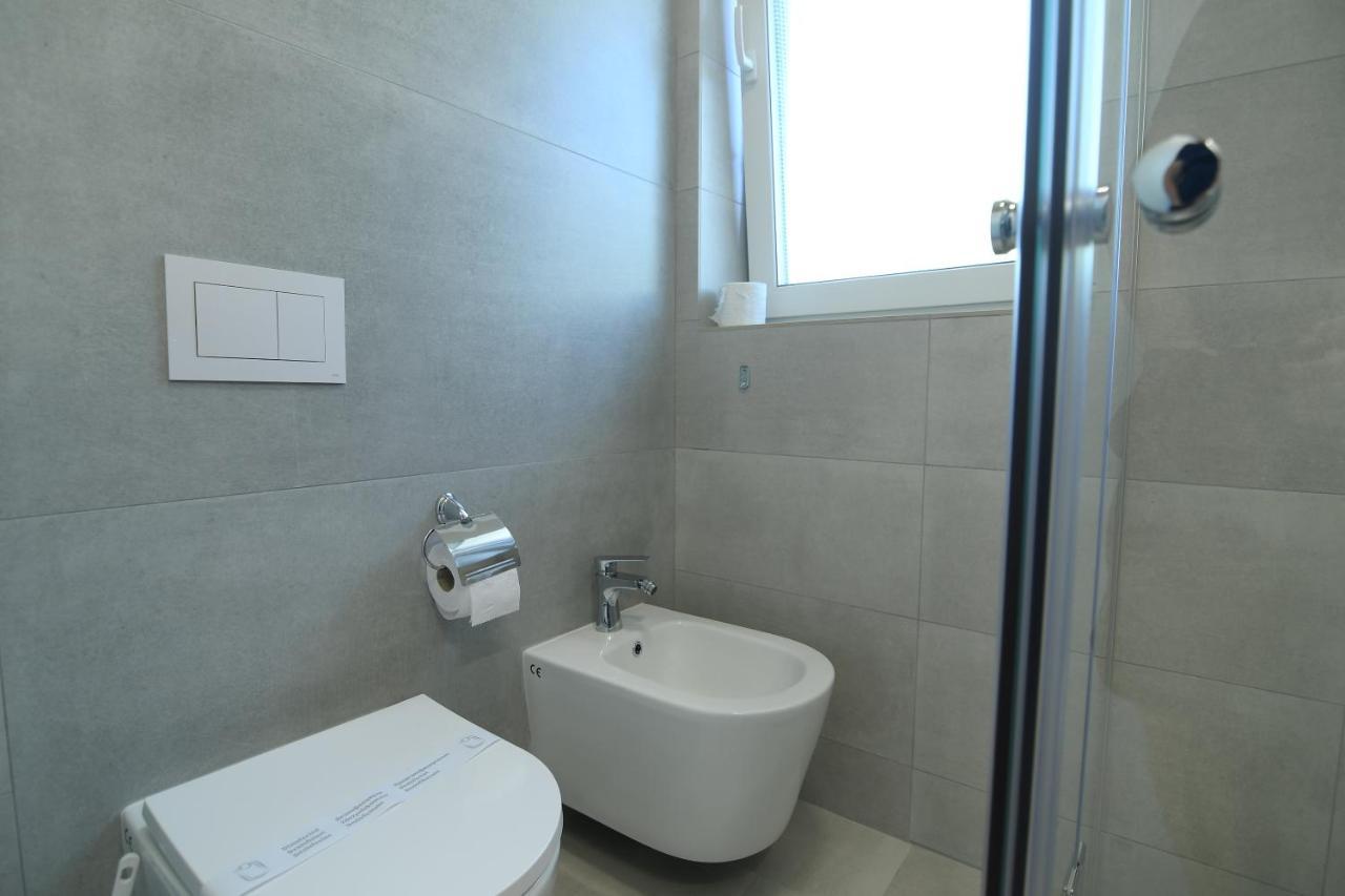 Octogon Hotel Băile Felix Buitenkant foto